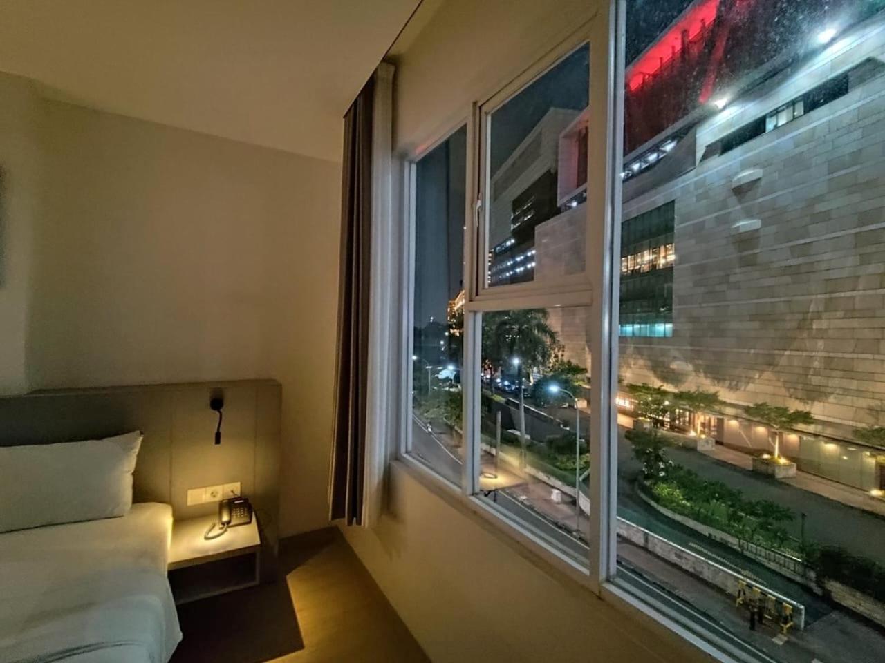Grand Thamrin Hotel Jakarta Exterior foto