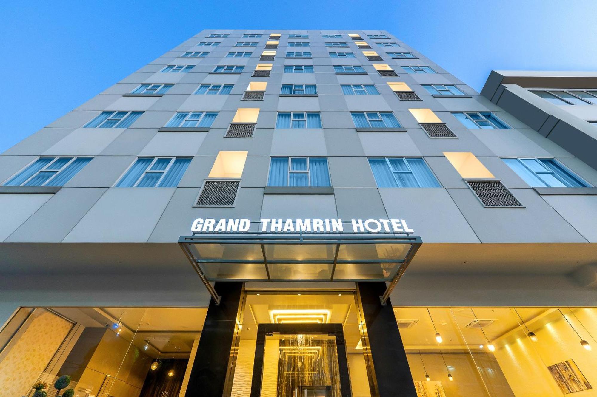 Grand Thamrin Hotel Jakarta Exterior foto