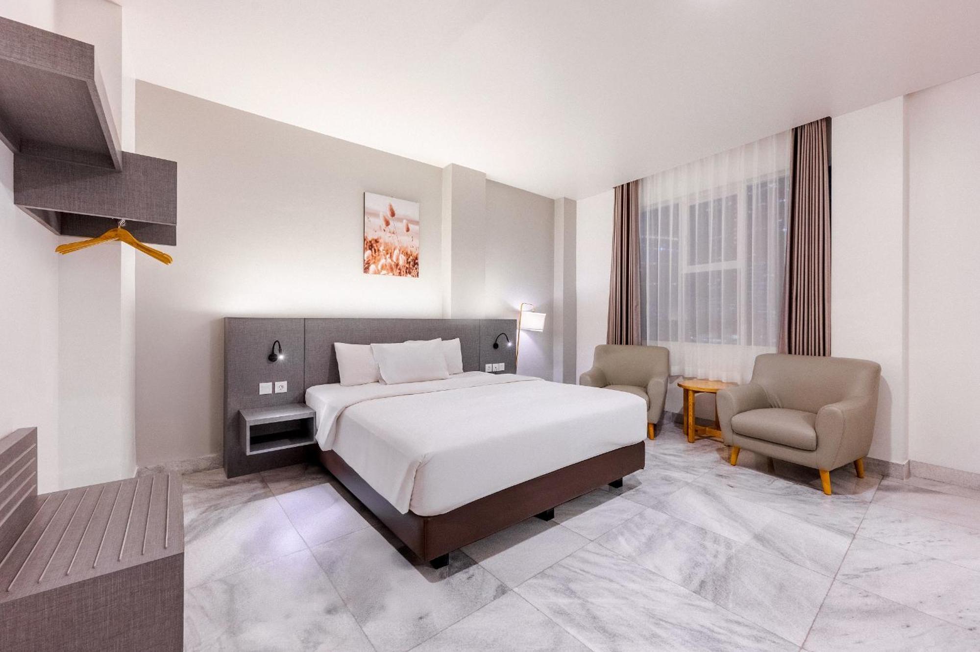 Grand Thamrin Hotel Jakarta Exterior foto